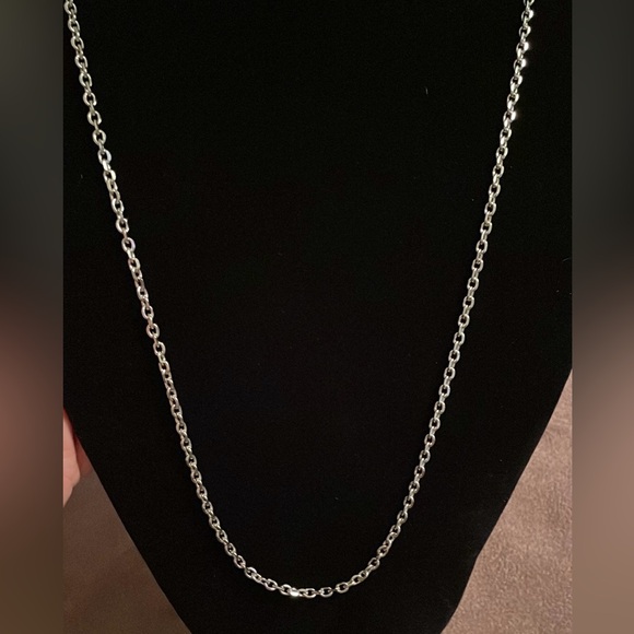 Long silver tone chain necklace NIB - Picture 3 of 7
